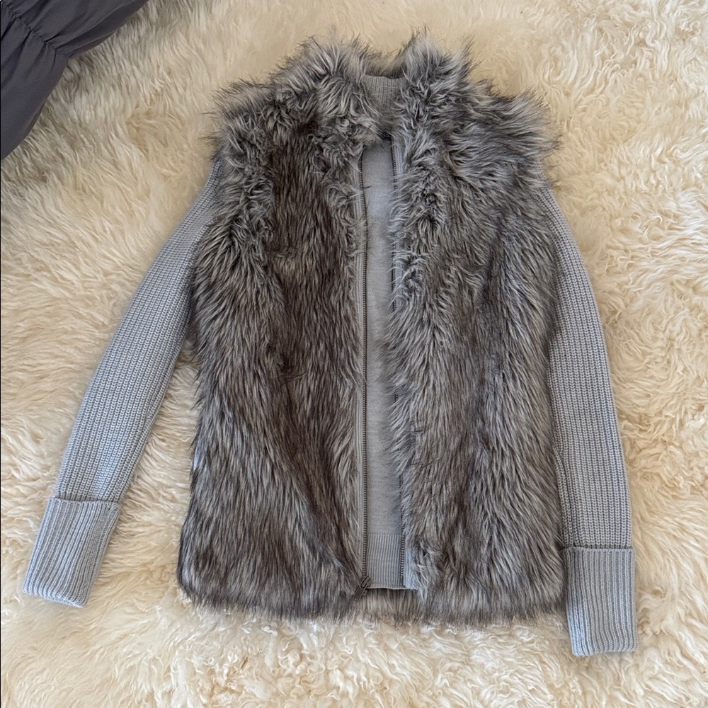 Express Light Gray Knit Sweater - Picture 6 of 6